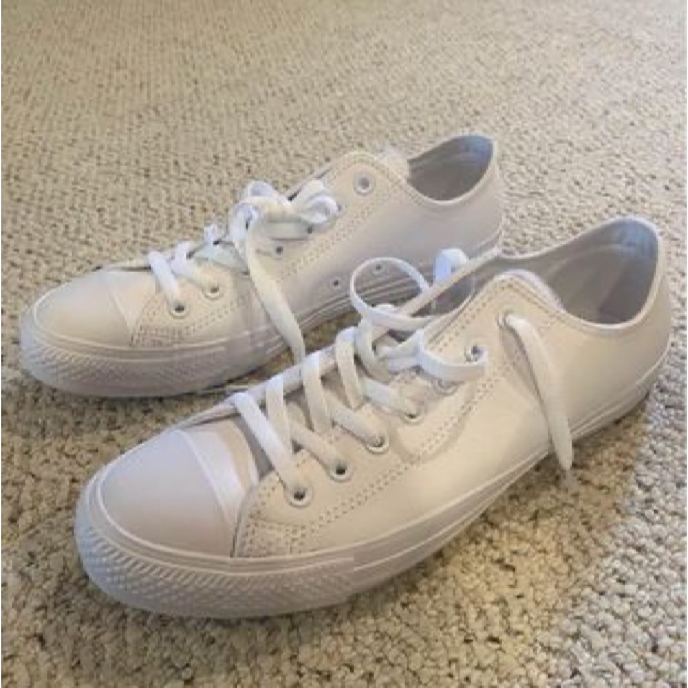 Converse Chuck Taylor All Star Leather Mens Shoes